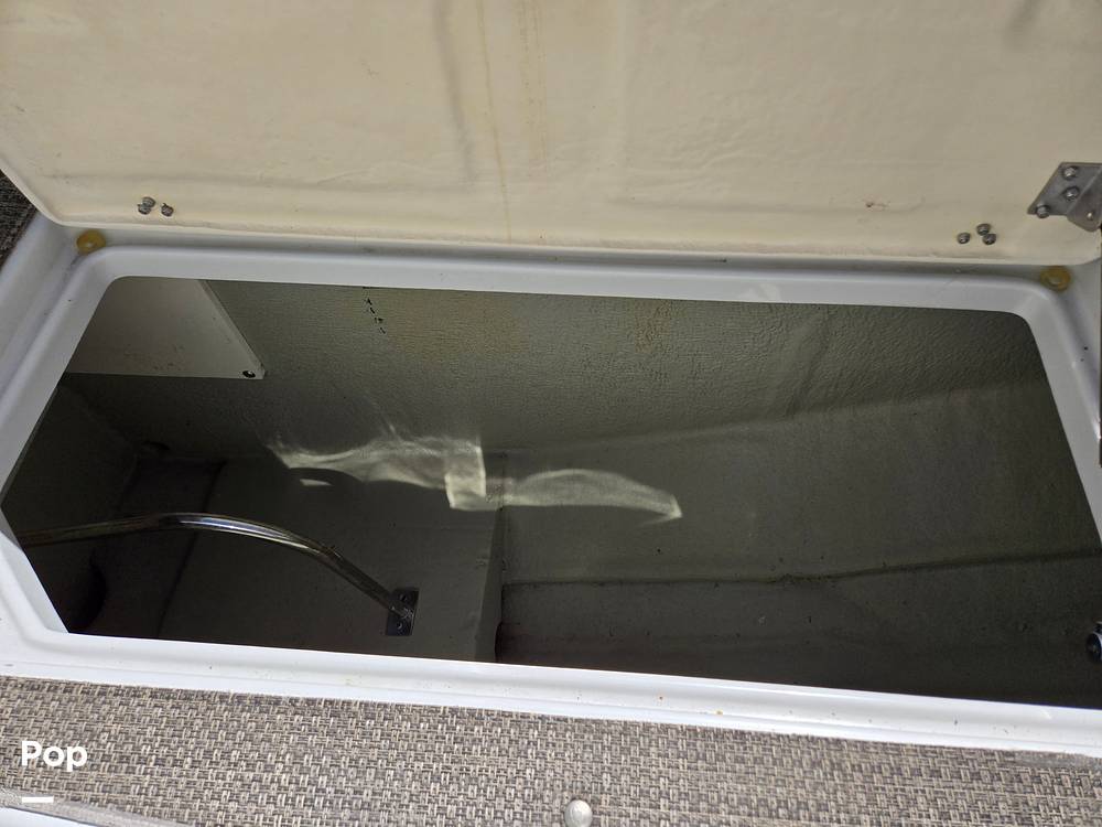 Slide: The Image of Crownline Boats E29XS 2018 - 15272030