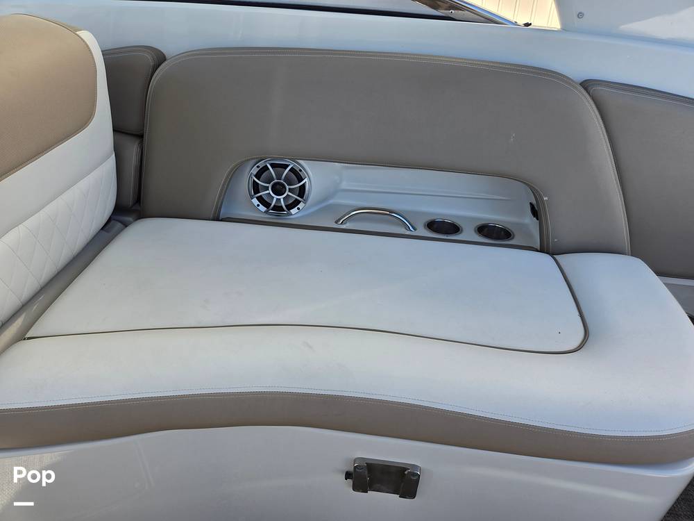 Slide: The Image of Crownline Boats E29XS 2018 - 15272064