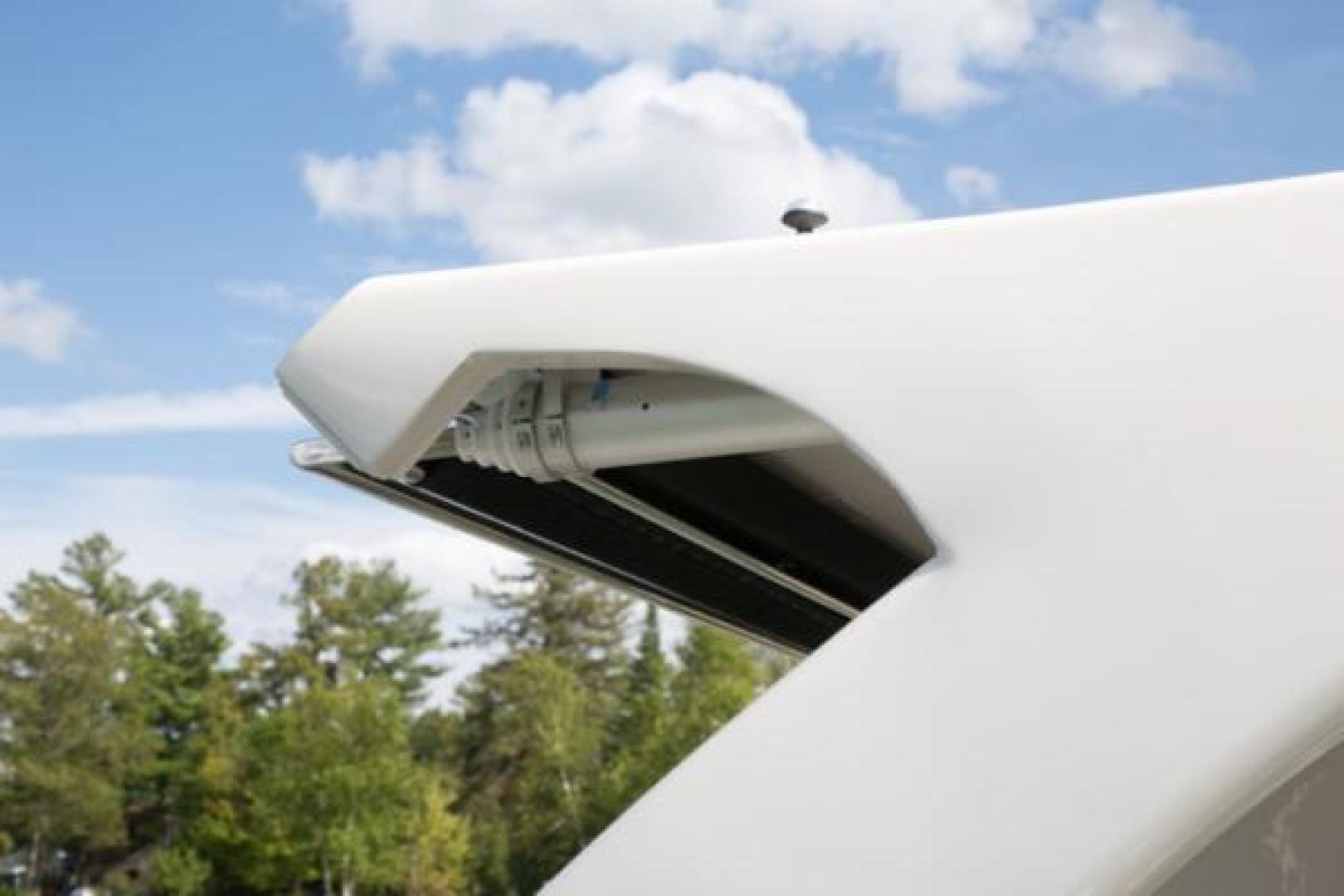 Slide: The Image of Crownline Boats E 305 XS 2023 - 1522606