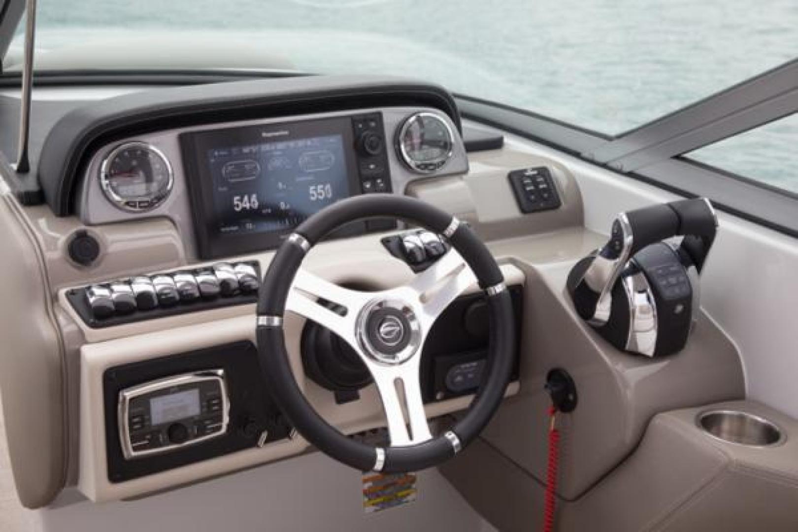 Slide: The Image of Crownline Boats E 305 XS 2023 - 1522601