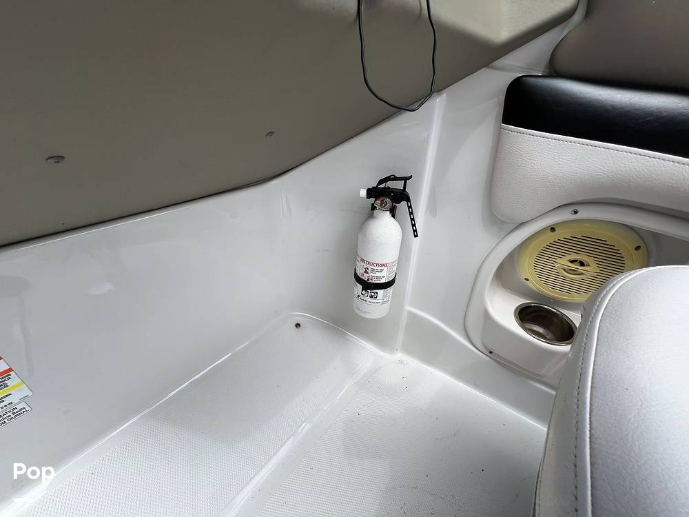 Slide: The Image of Crownline Boats Eclipse E4 2013 - 14645261