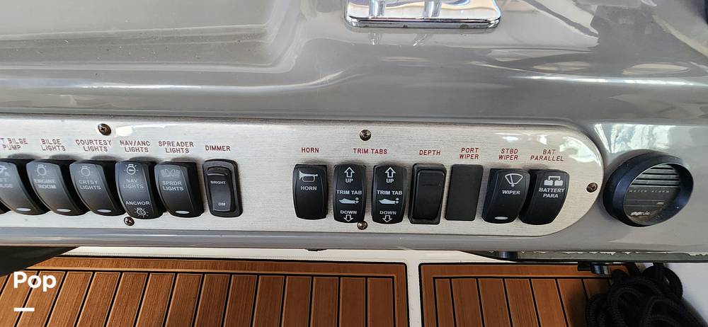 Slide: The Image of Cruisers 320 Express 2005 - 13469524