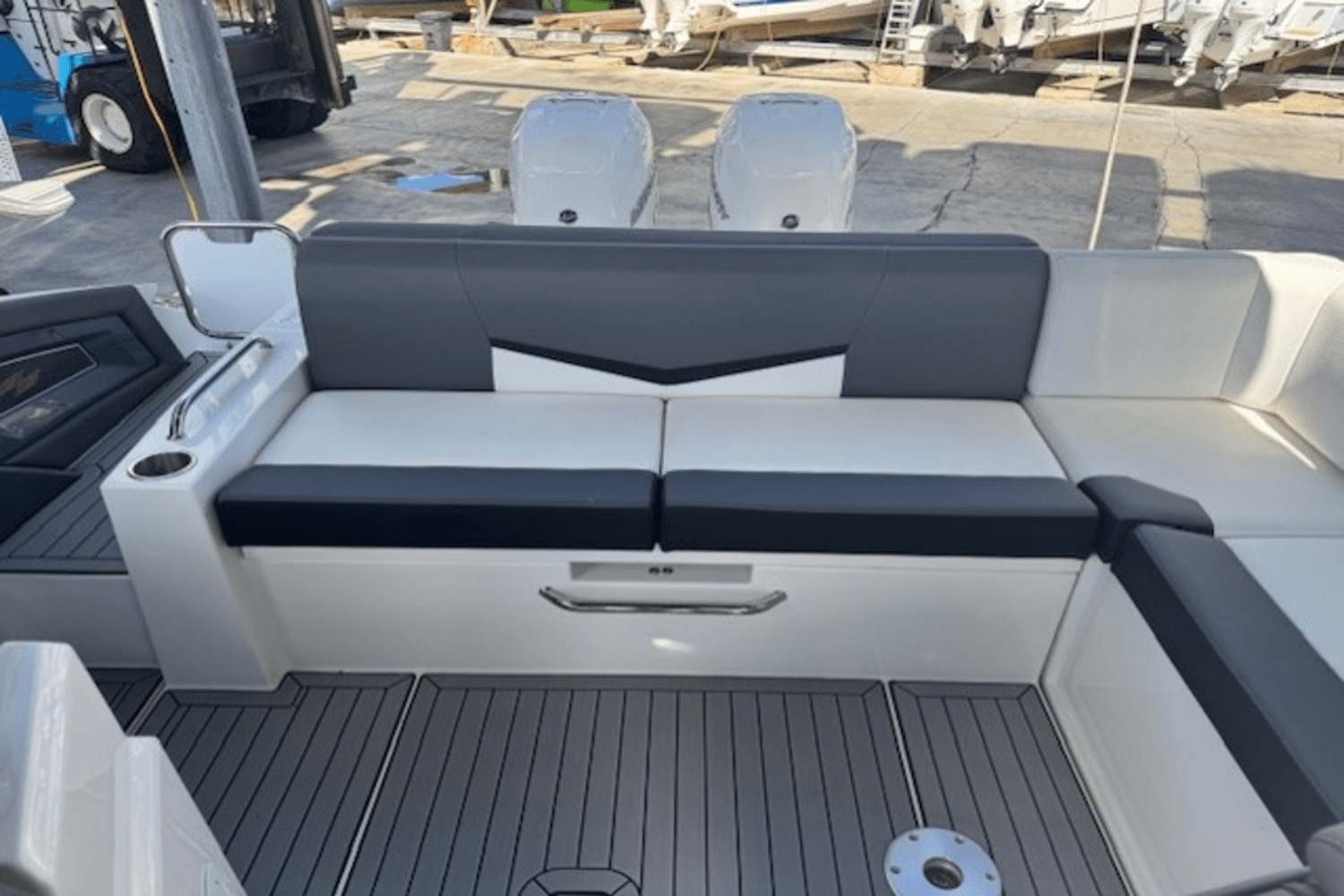 Slide: The Image of Cruisers 338 GLS OB 2019 - 25