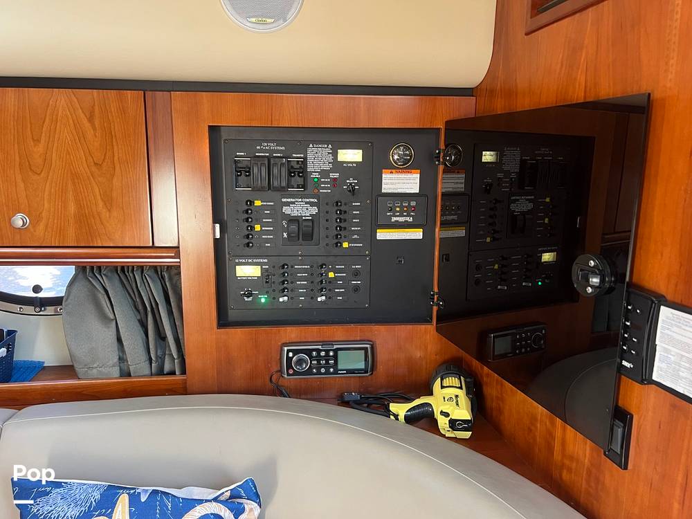 Slide: The Image of Cruisers 340 Express 2007 - 14999821