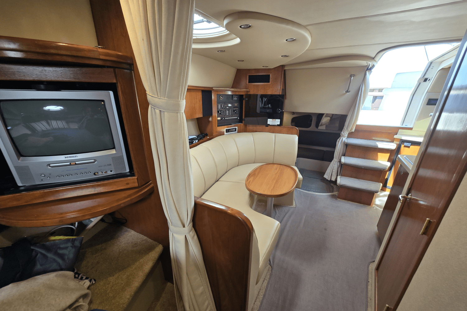 Slide: The Image of Cruisers 3470 EXPRESS 2003 - 33