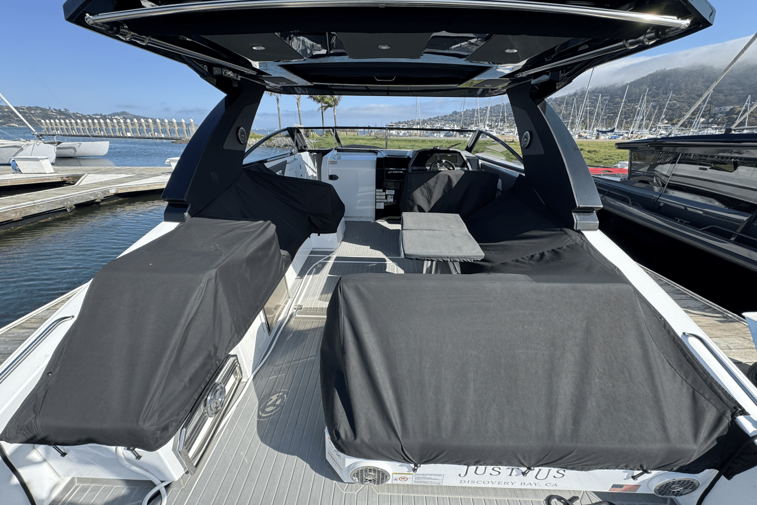 Slide: The Image of Cruisers 34 GLS 2023 - 15