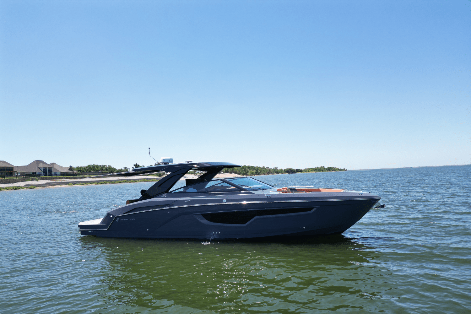 Slide: The Image of Cruisers 34GLS I/O SOUTH BEACH 2023 - 16