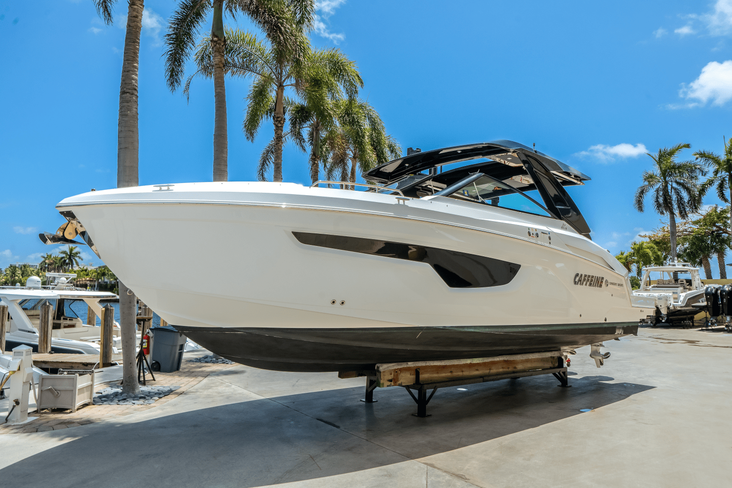 Slide: The Image of Cruisers 34 GLS OUTBOARD 2023 - 0