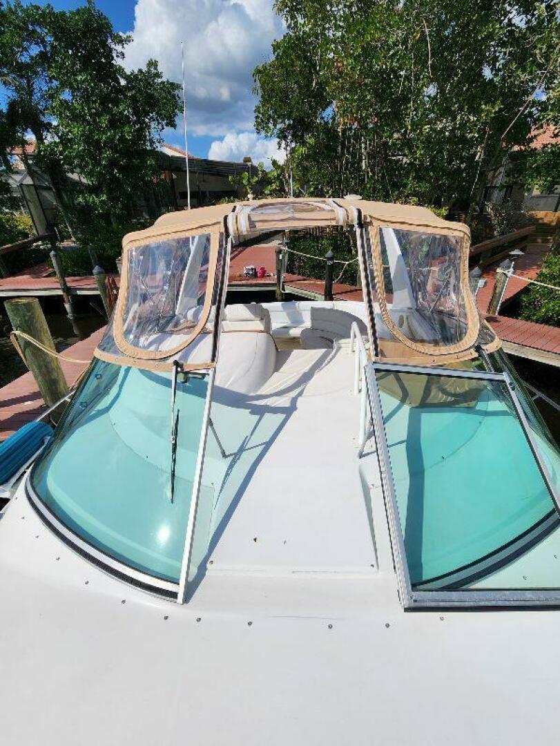 Slide: The Image of Cruisers 3570 Esprit 1995 - 5077810