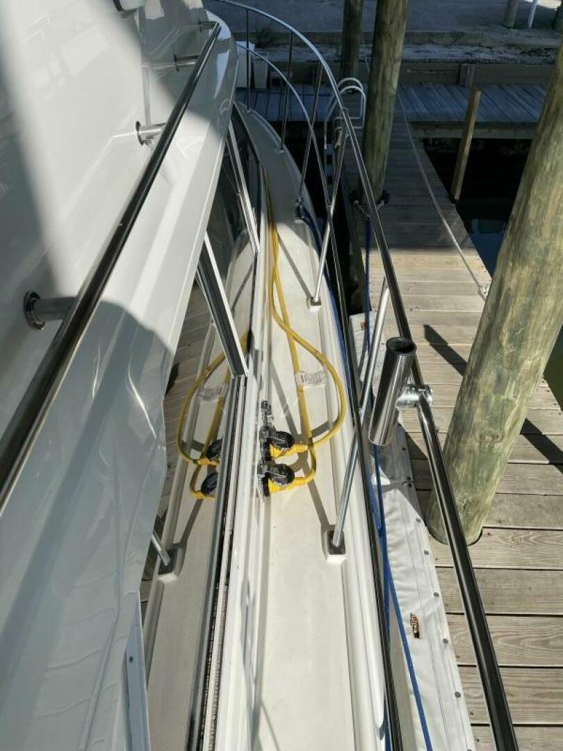 Slide: The Image of 1996 Cruisers 36 Aft Cabin Canis Major - 3905142