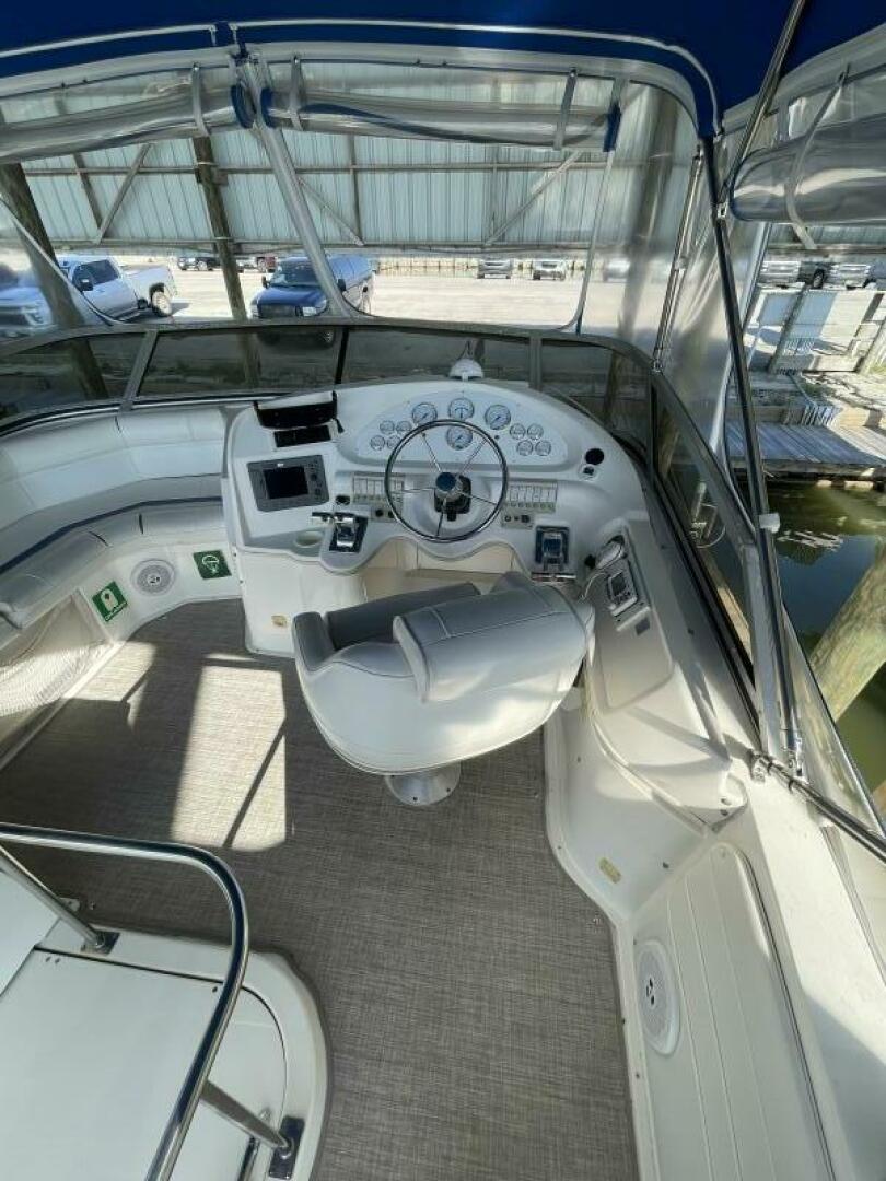Slide: The Image of 1996 Cruisers 36 Aft Cabin Canis Major - 3905149