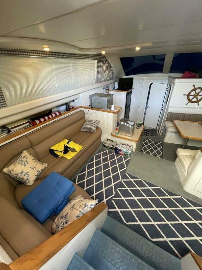 Slide: The Image of 1996 Cruisers 36 Aft Cabin Canis Major - 3905154