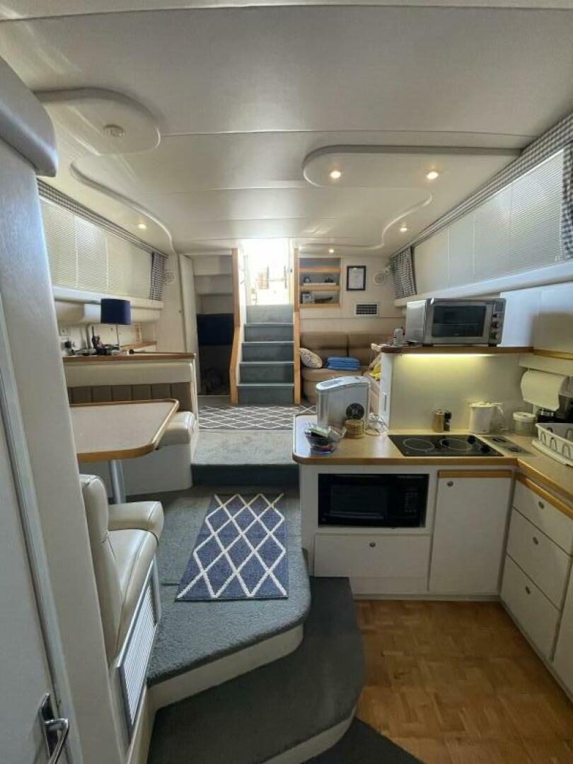 Slide: The Image of 1996 Cruisers 36 Aft Cabin Canis Major - 3905161