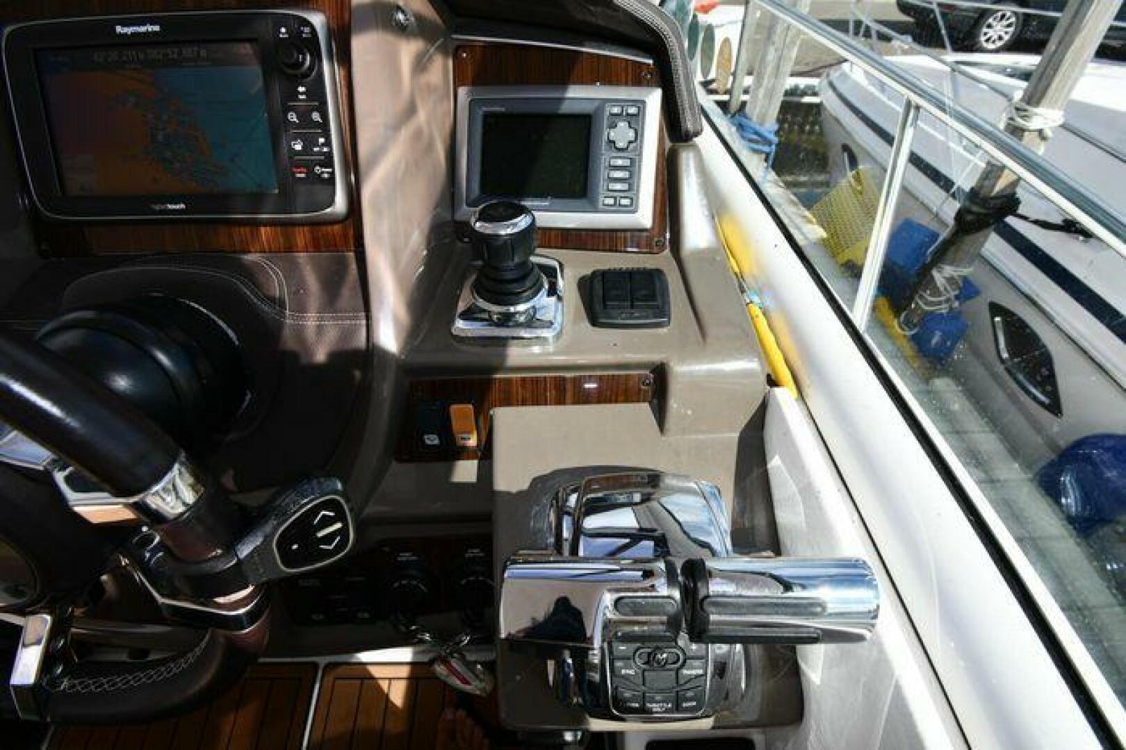 Slide: The Image of Cruisers 380 Express 2012 - 5017086