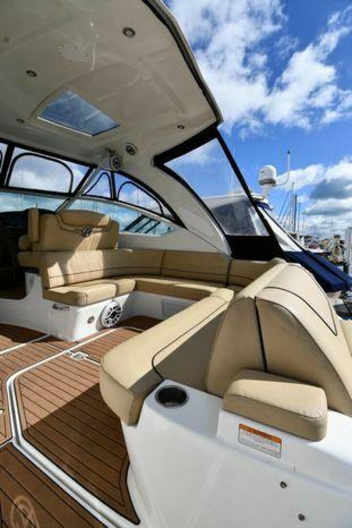 Slide: The Image of Cruisers 380 Express 2012 - 5017093