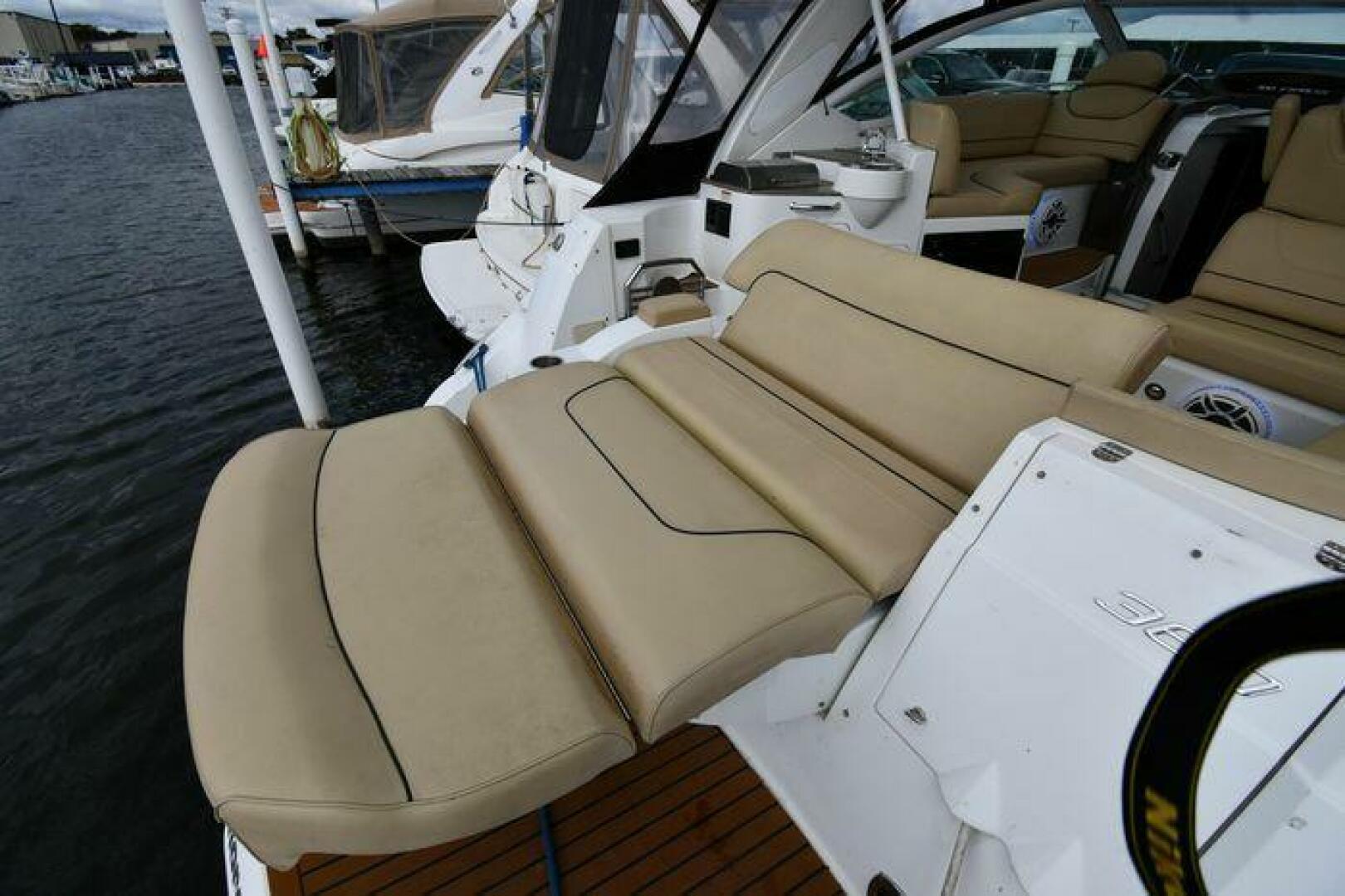 Slide: The Image of Cruisers 380 Express 2012 - 5017103
