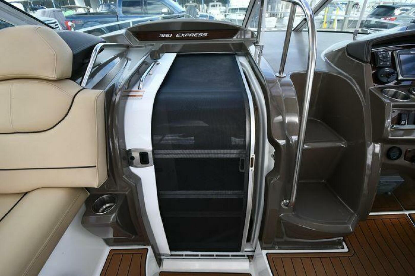 Slide: The Image of Cruisers 380 Express 2012 - 5017105