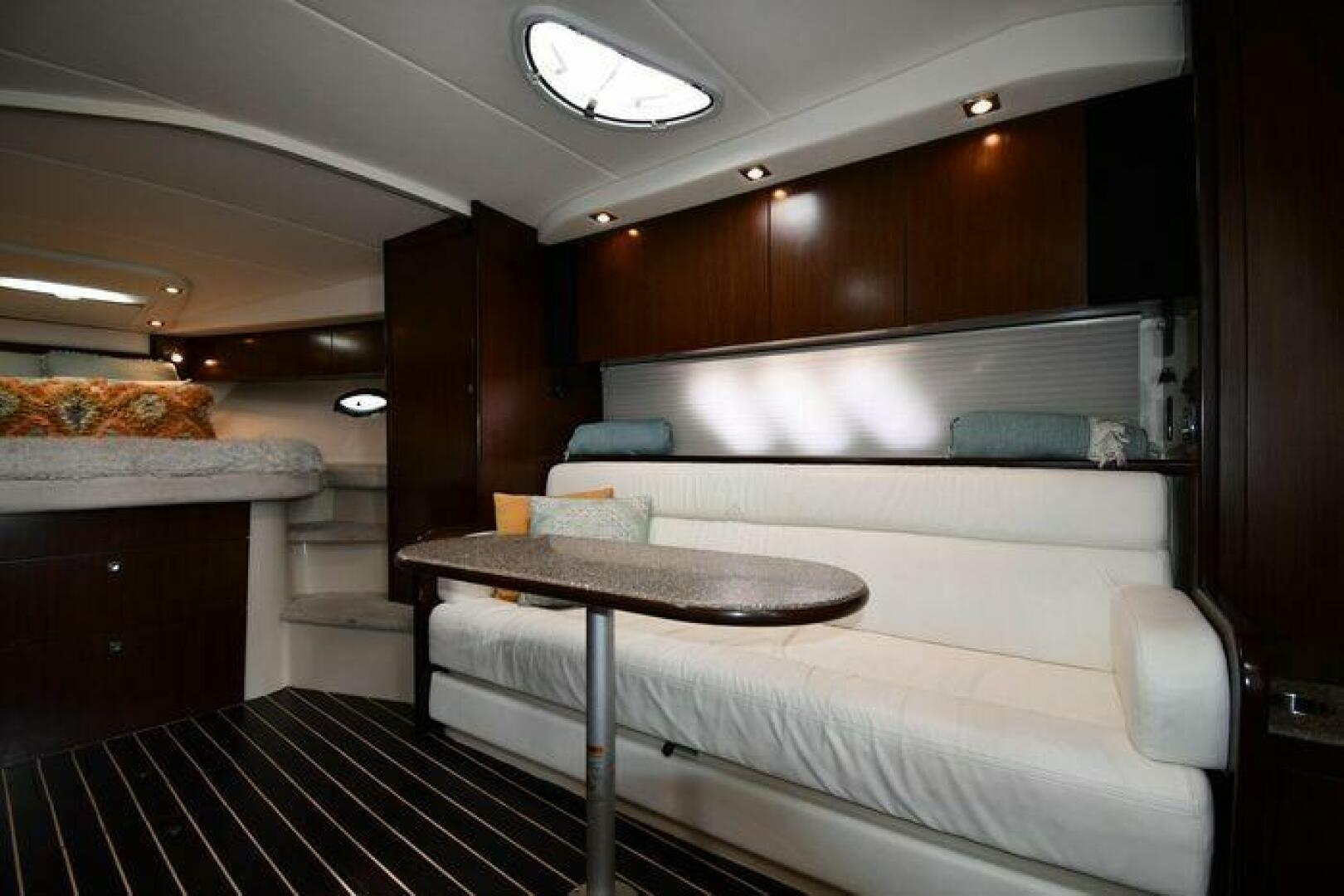 Slide: The Image of Cruisers 380 Express 2012 - 5017116
