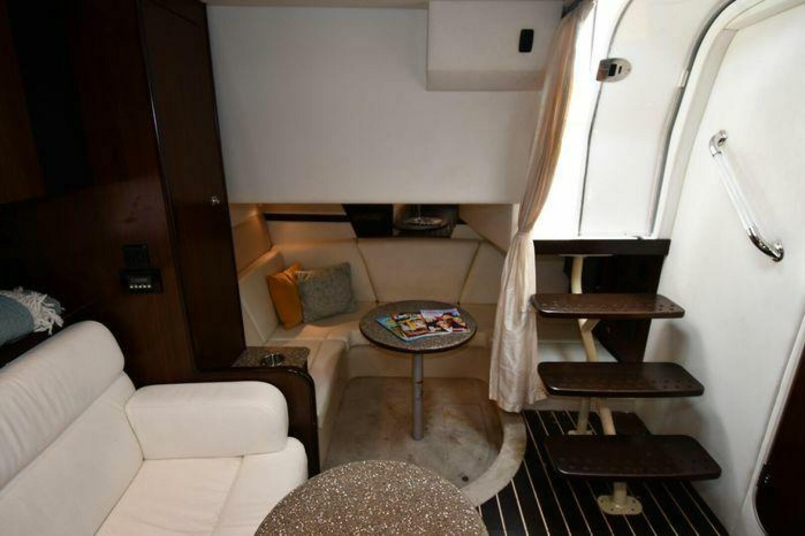 Slide: The Image of Cruisers 380 Express 2012 - 5017137