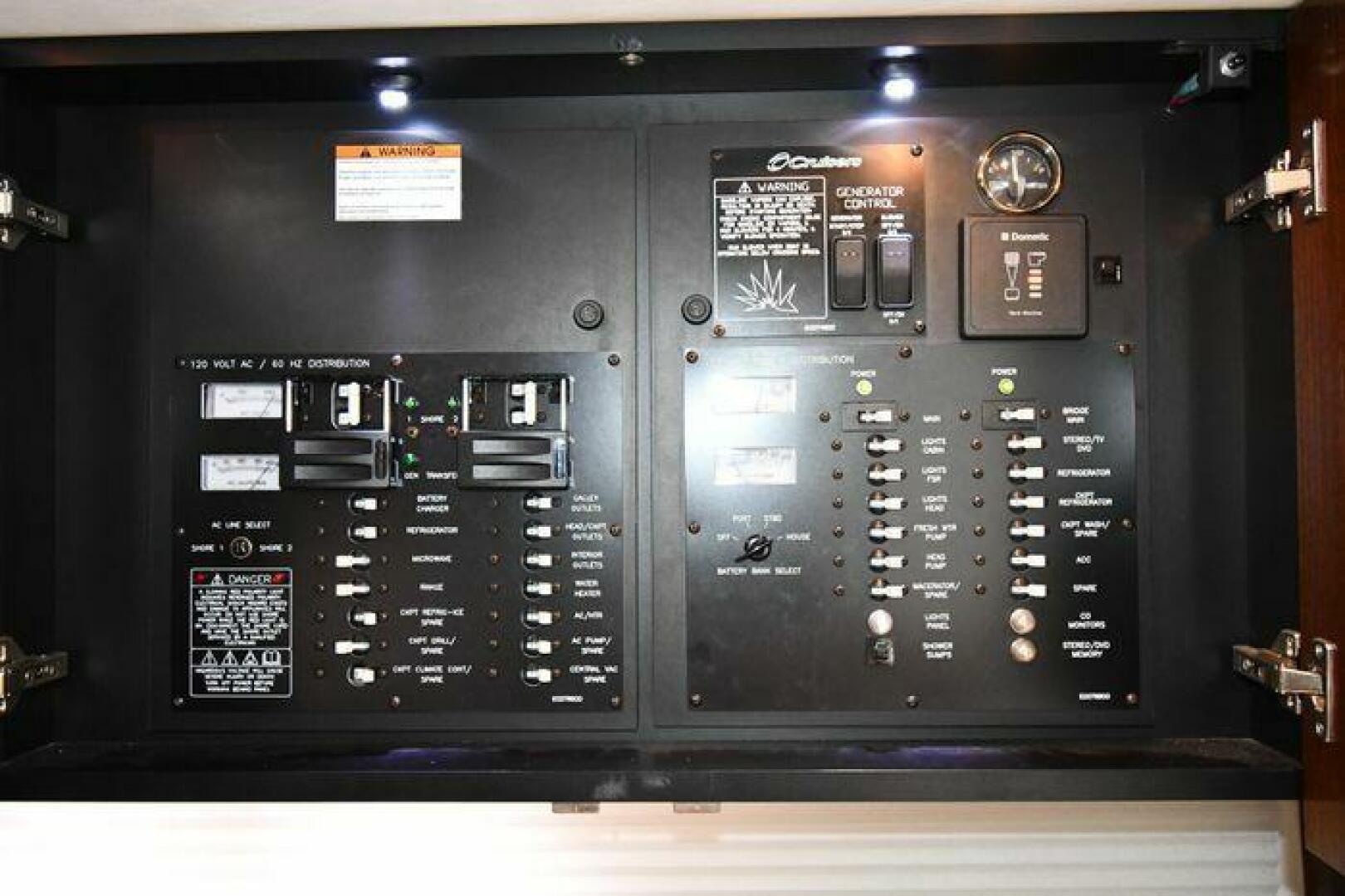 Slide: The Image of Cruisers 380 Express 2012 - 5017146