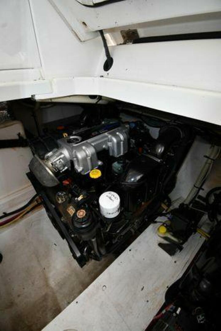 Slide: The Image of Cruisers 380 Express 2012 - 5017152