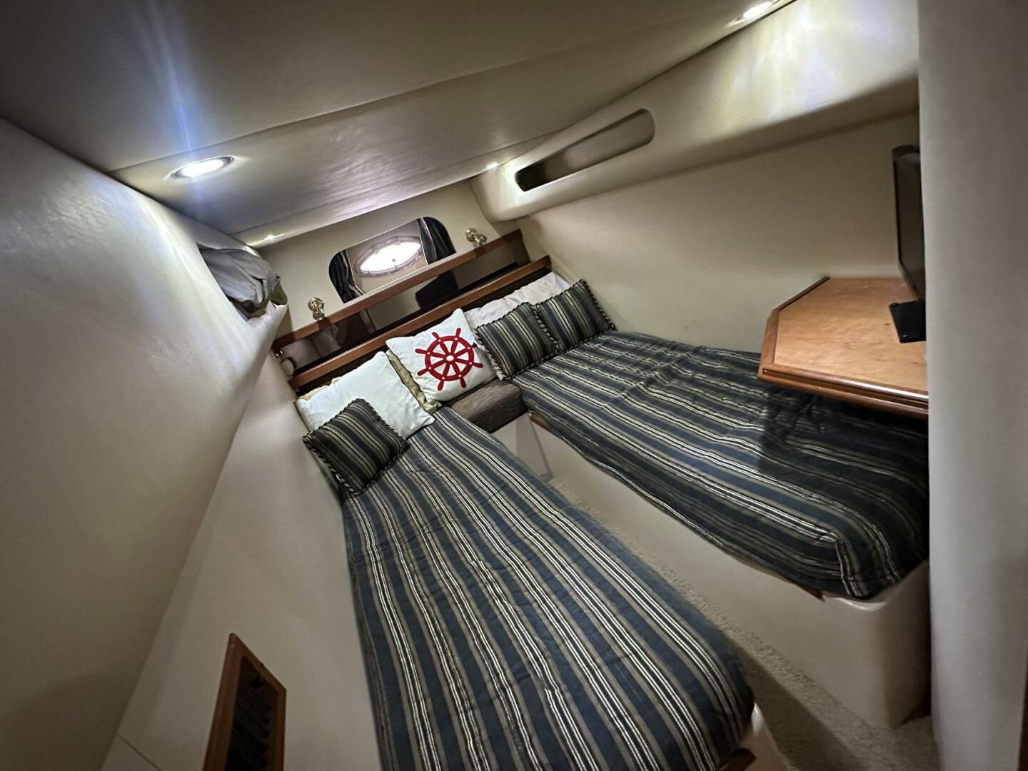 Slide: The Image of Cruisers 3870 Express 2002 - 5202931