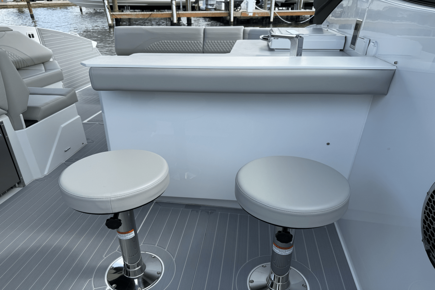 Slide: The Image of Cruisers 38 GLS Outboard 2025 - 29