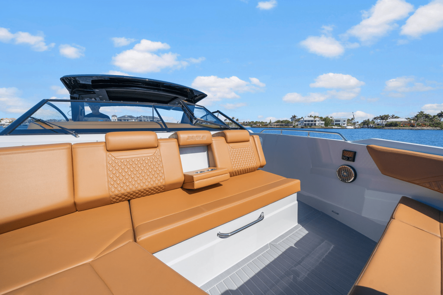 Slide: The Image of Cruisers 38 GLS Outboard 2025 - 49