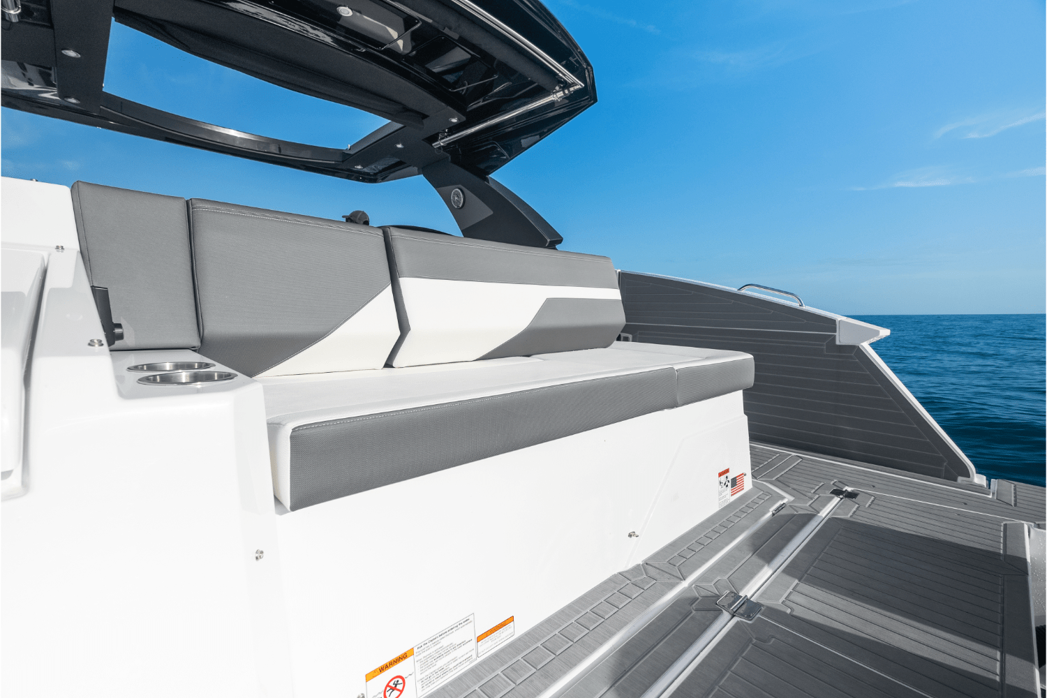Slide: The Image of Cruisers 38 GLS Outboard 2026 - 58