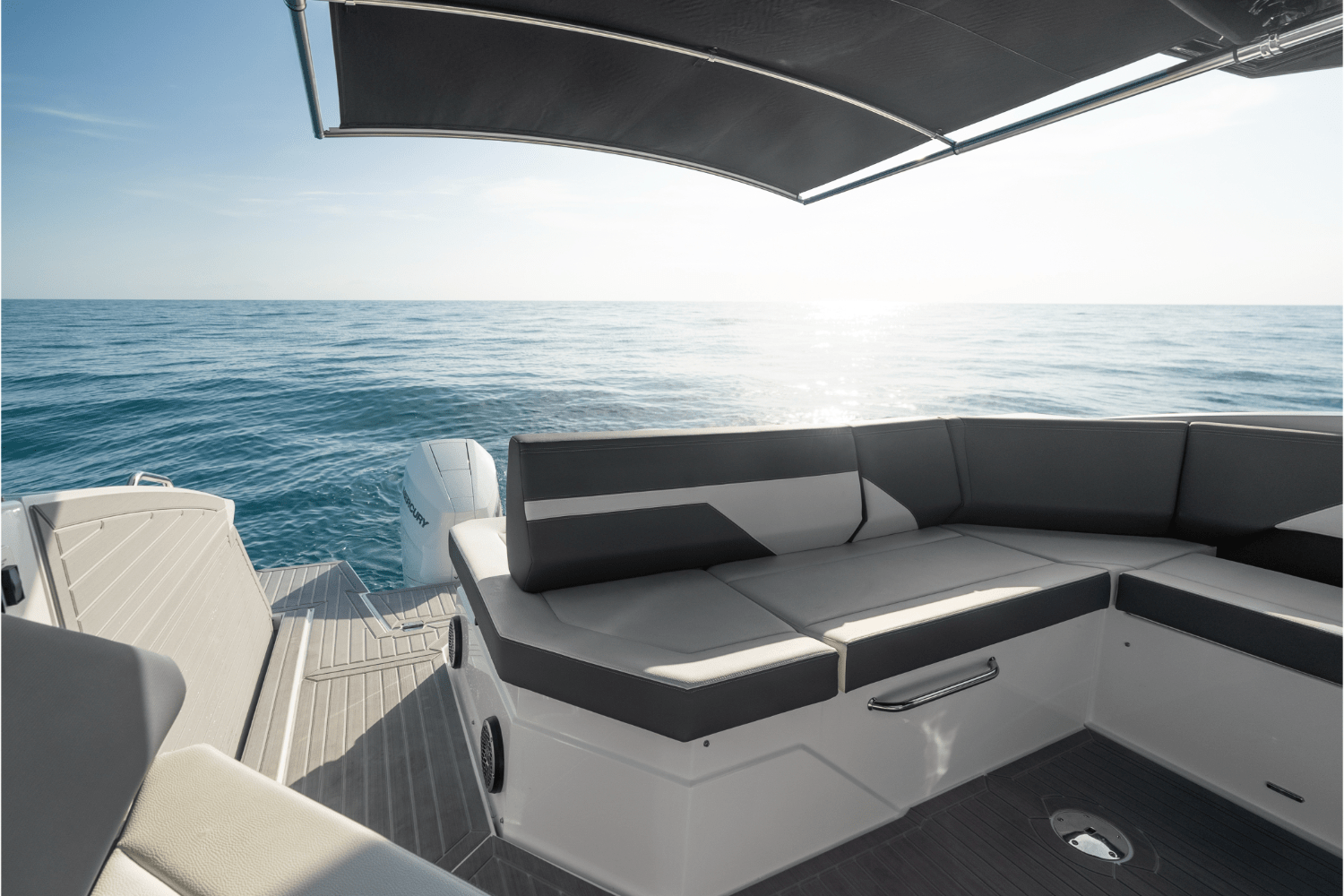 Slide: The Image of Cruisers 38 GLS Outboard 2026 - 63