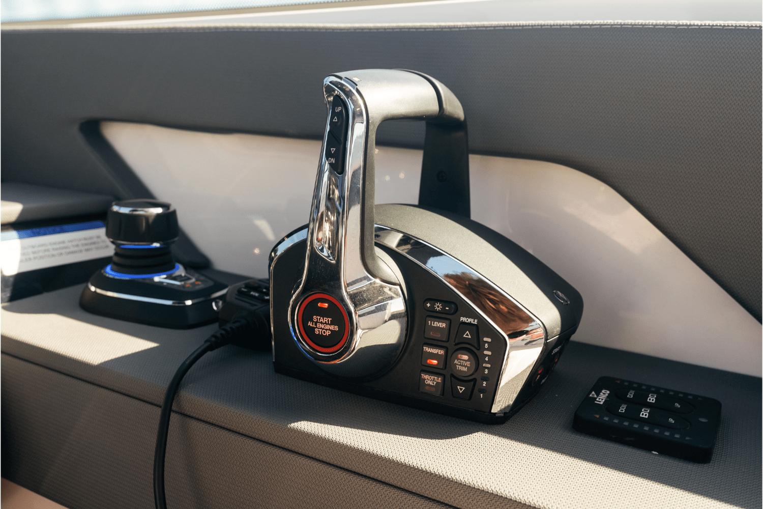 Slide: The Image of Cruisers 38 GLS Outboard 2026 - 79