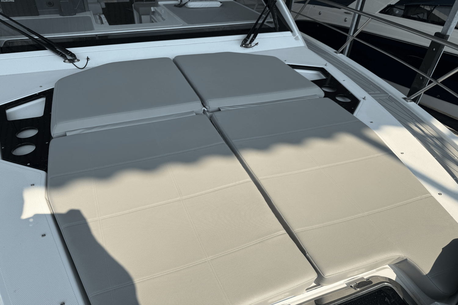 Slide: The Image of Cruisers 39 Express Coupe 2022 - 54