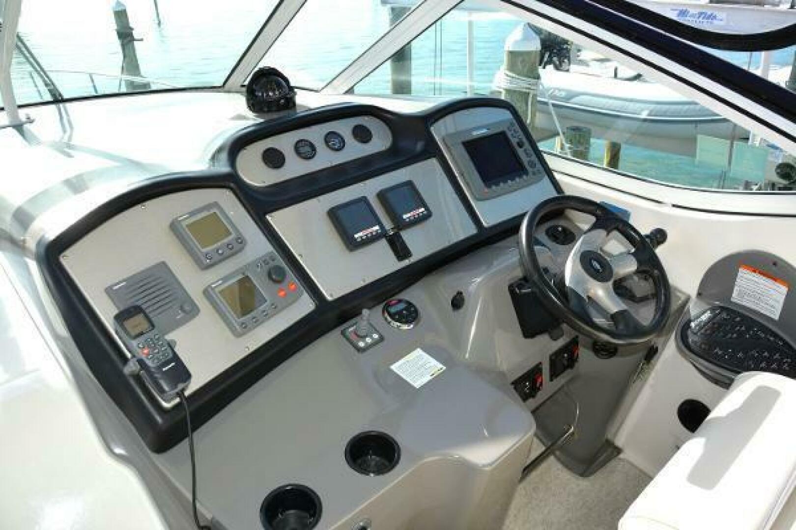 Slide: The Image of Cruisers 415 Express 2006 - 5122694