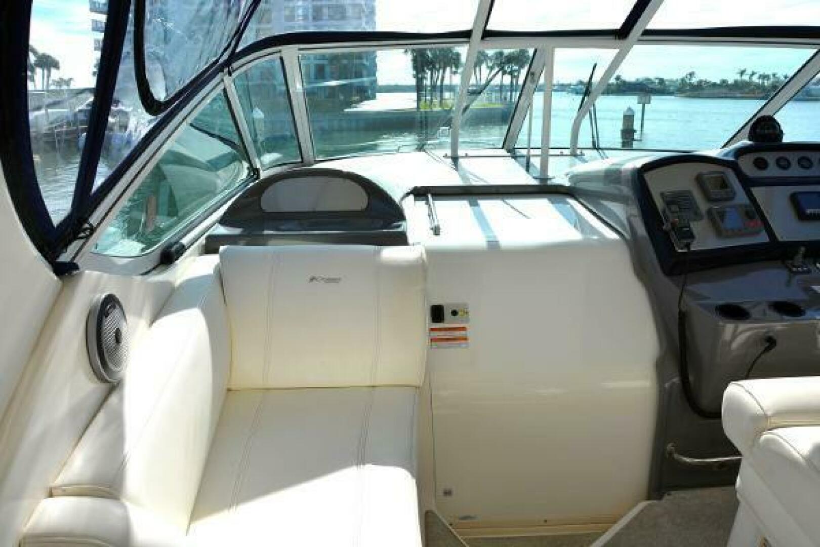 Slide: The Image of Cruisers 415 Express 2006 - 5122702
