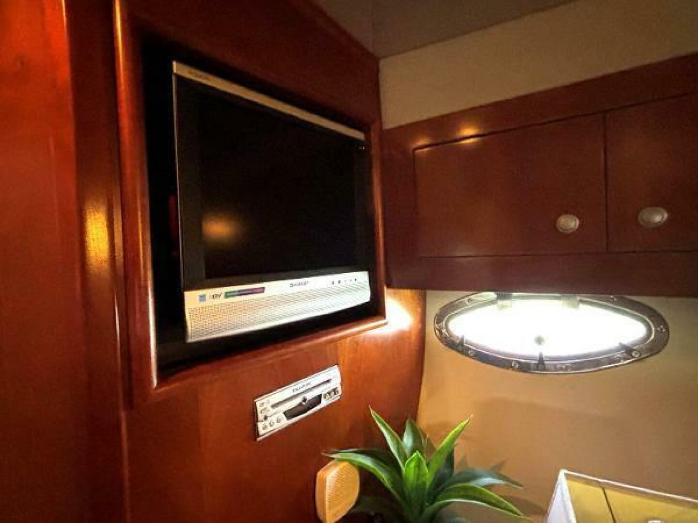 Slide: The Image of Cruisers 415 Express 2006 - 5122722