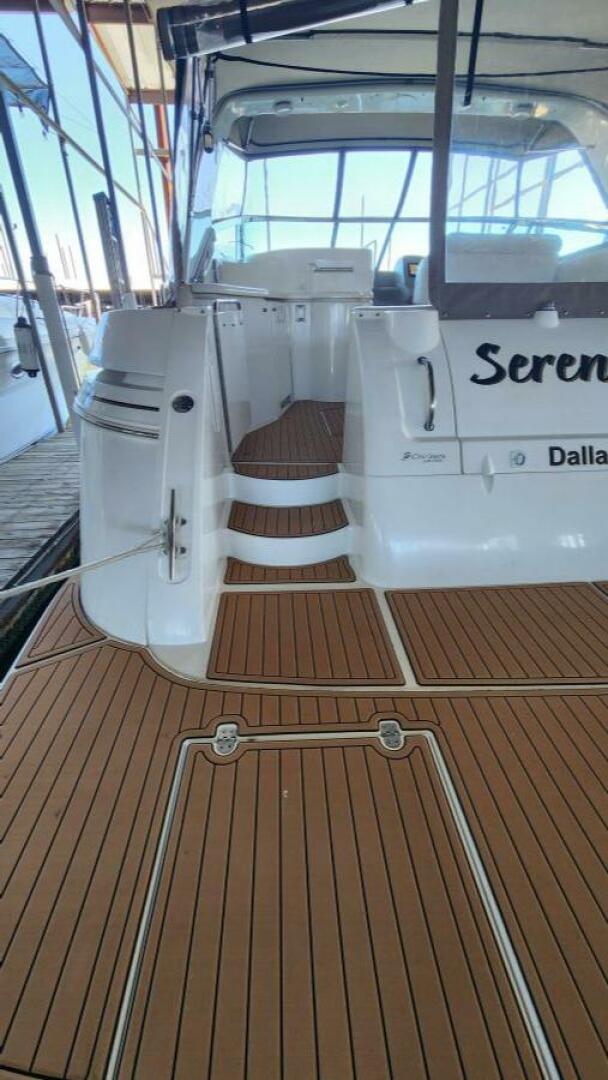 Slide: The Image of 2001 Cruisers 4270 Express Serendipity - 19