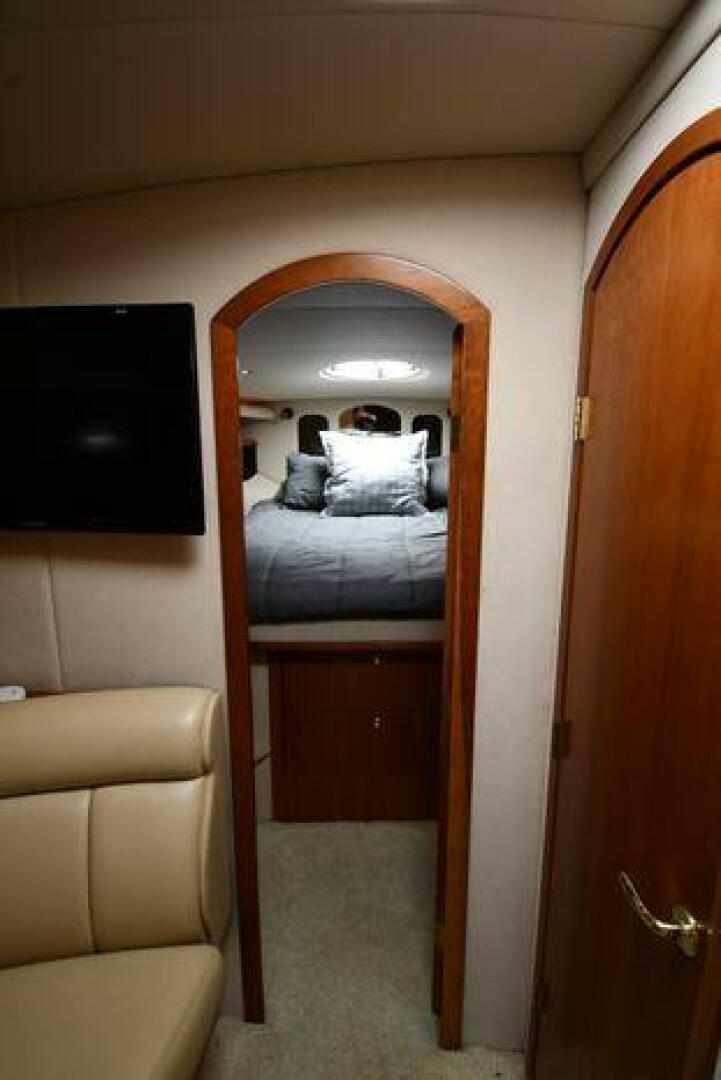 Slide: The Image of Cruisers 4270 Express 2001 - 4960848