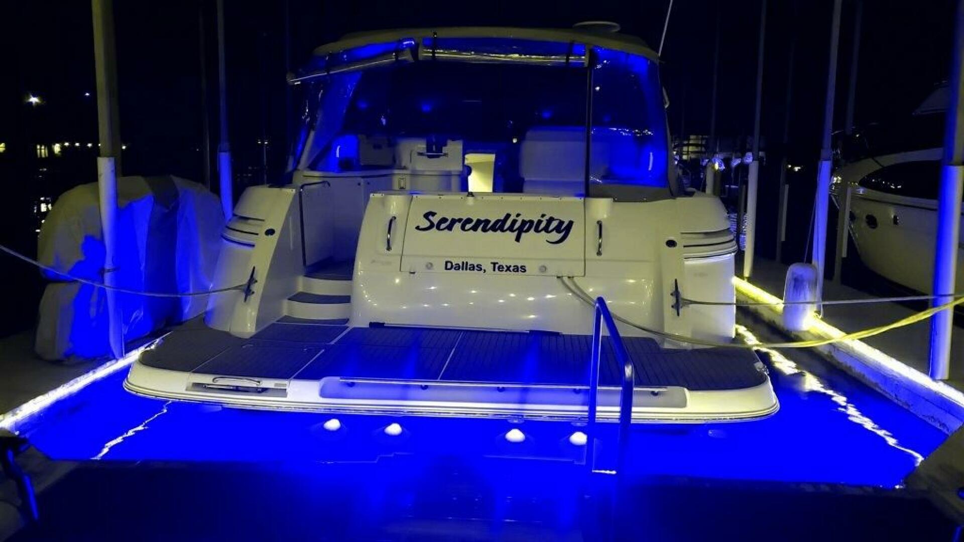 Slide: The Image of 2001 Cruisers 4270 Express Serendipity - 43