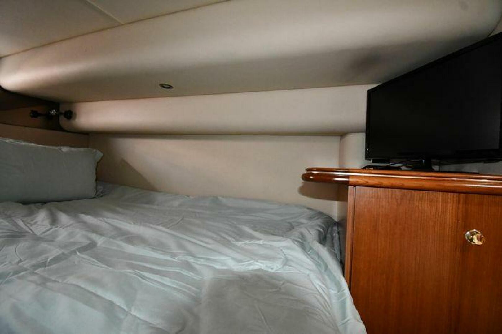 Slide: The Image of Cruisers 4270 Express 2001 - 4960875