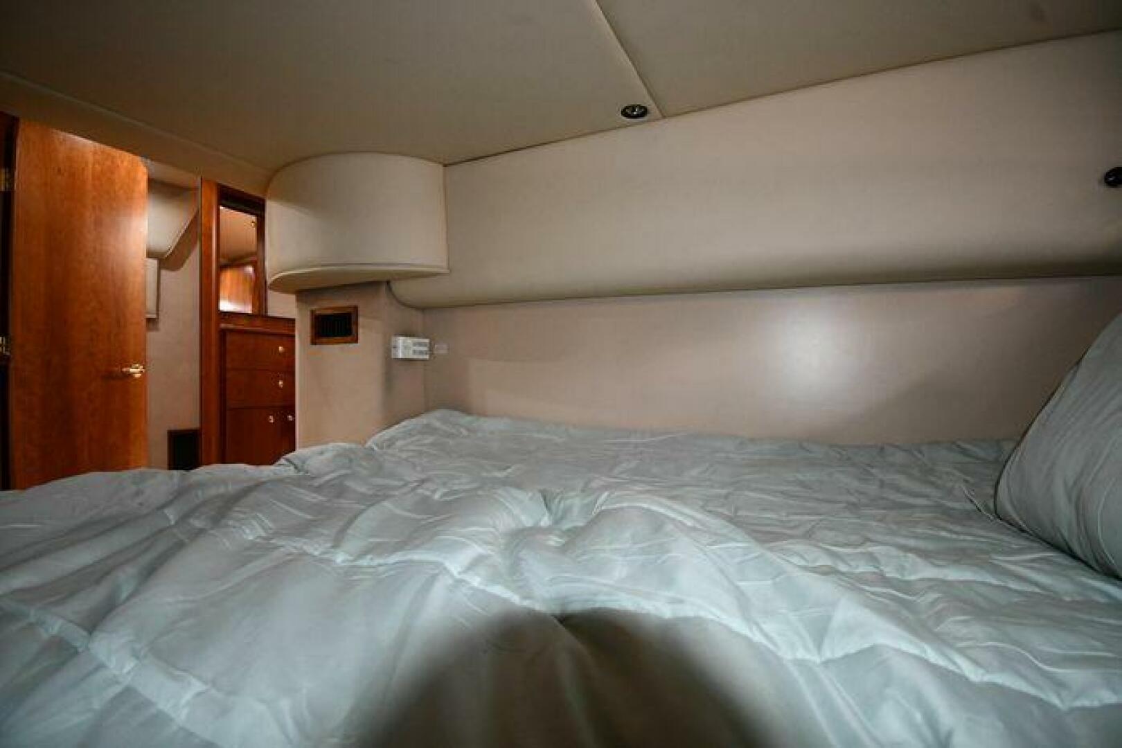 Slide: The Image of Cruisers 4270 Express 2001 - 4960878