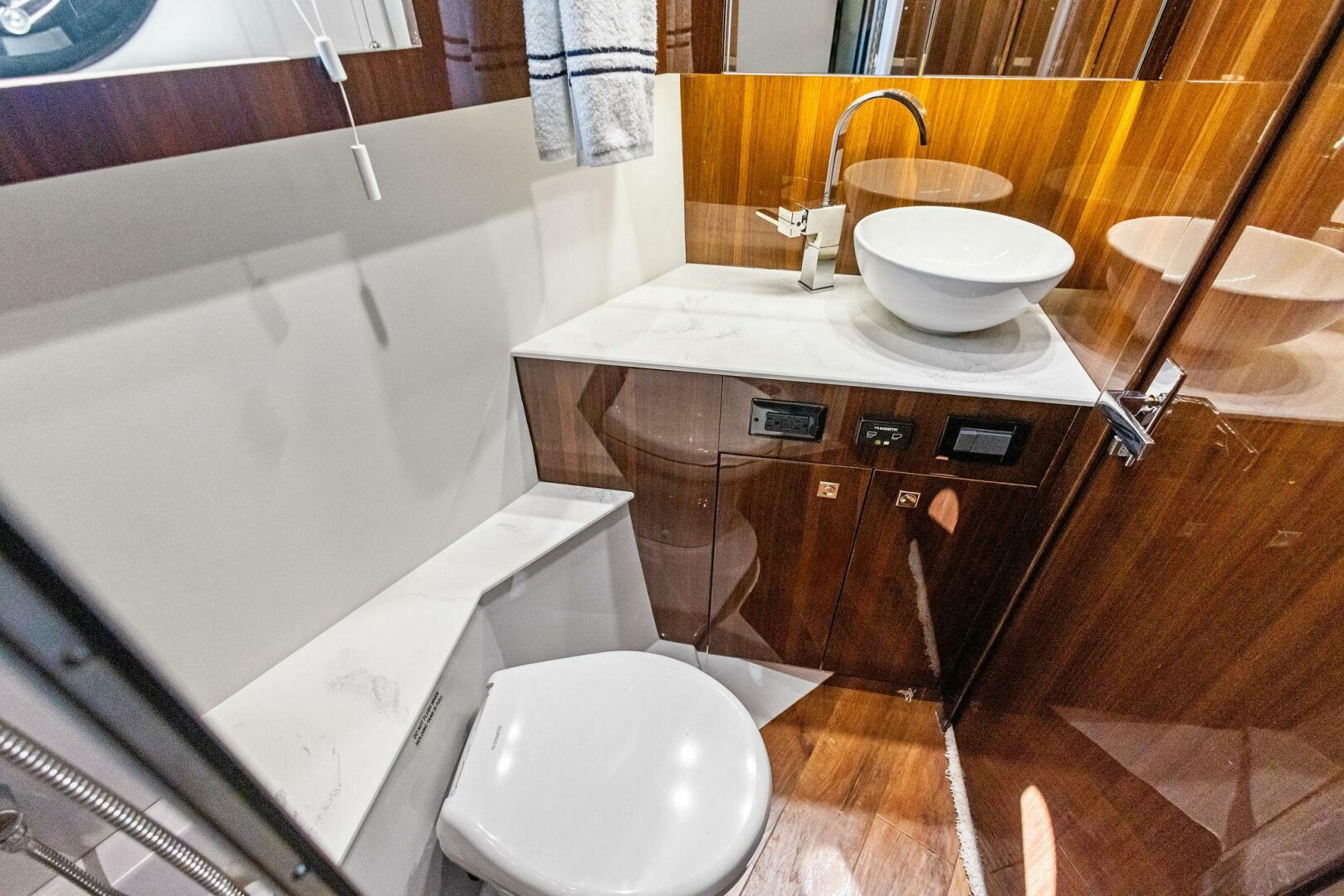 Slide: The Image of 2023 Cruisers Yachts 42 Cantius  MSR Head - 5066053