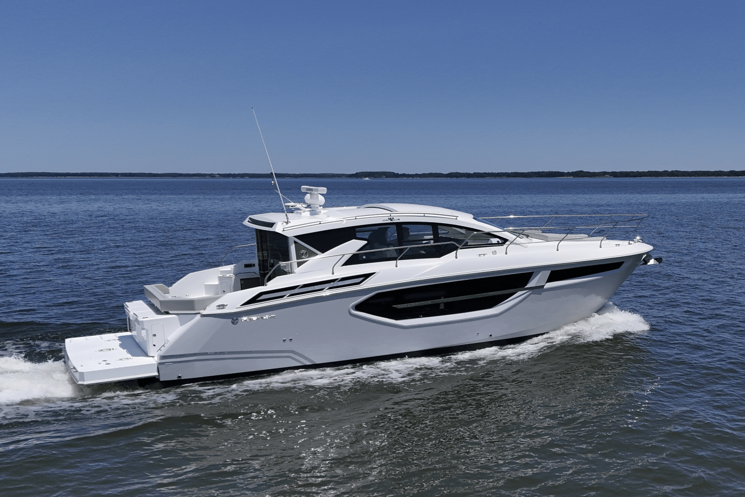 Slide: The Image of Cruisers 42 Cantius 2025 - 1