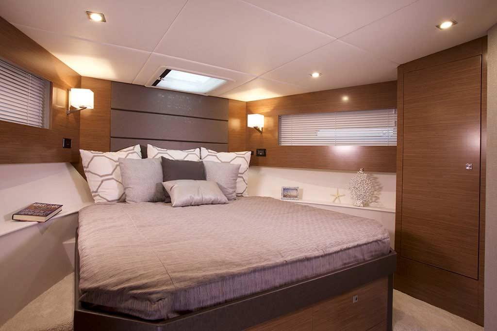 Slide: The Image of Cruisers 42 Cantius 2025 - 12