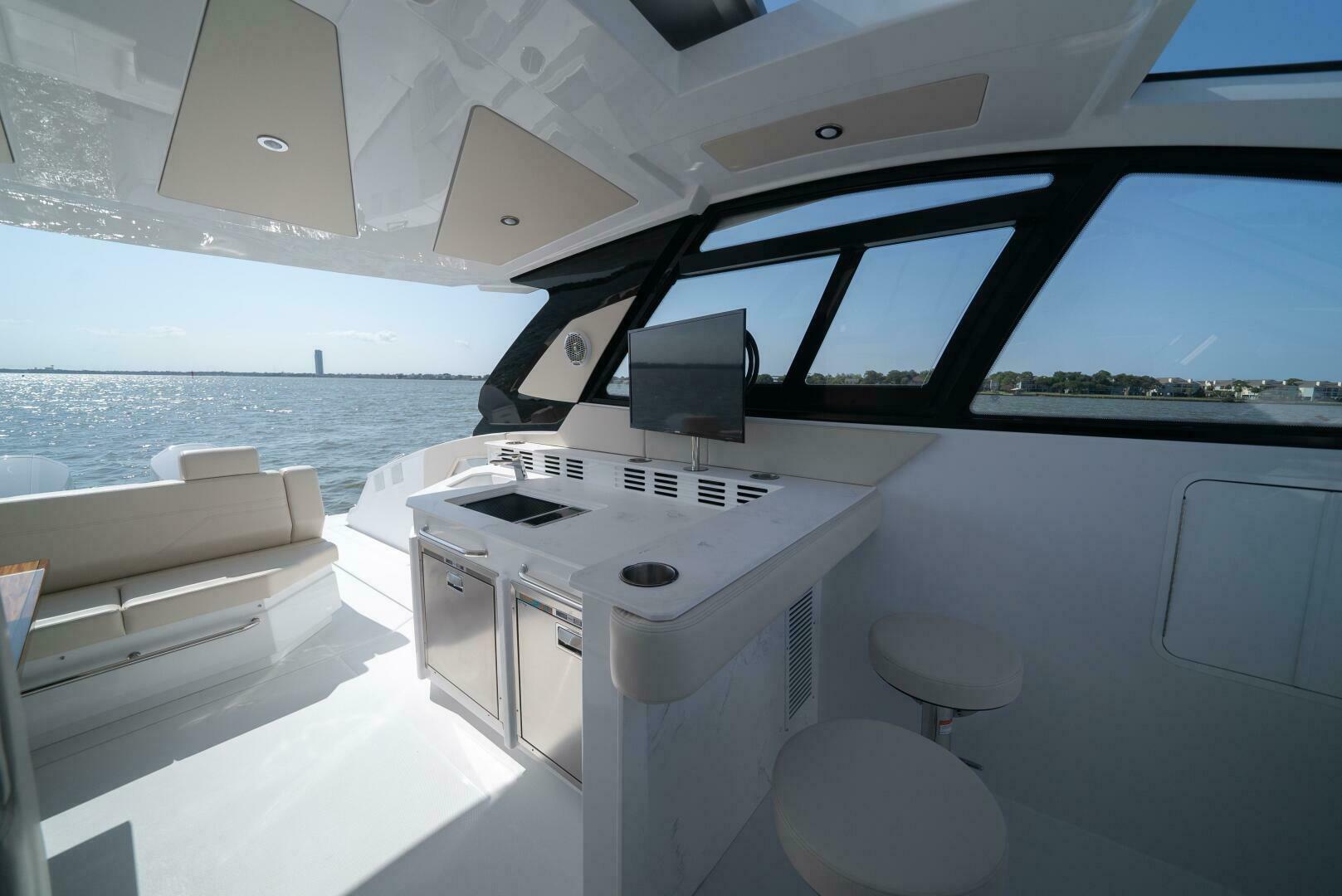 Slide: The Image of 2024 Cruisers Yachts 42 - Galati Yacht Sales Trade - Cockpit Wetbar - 4611793