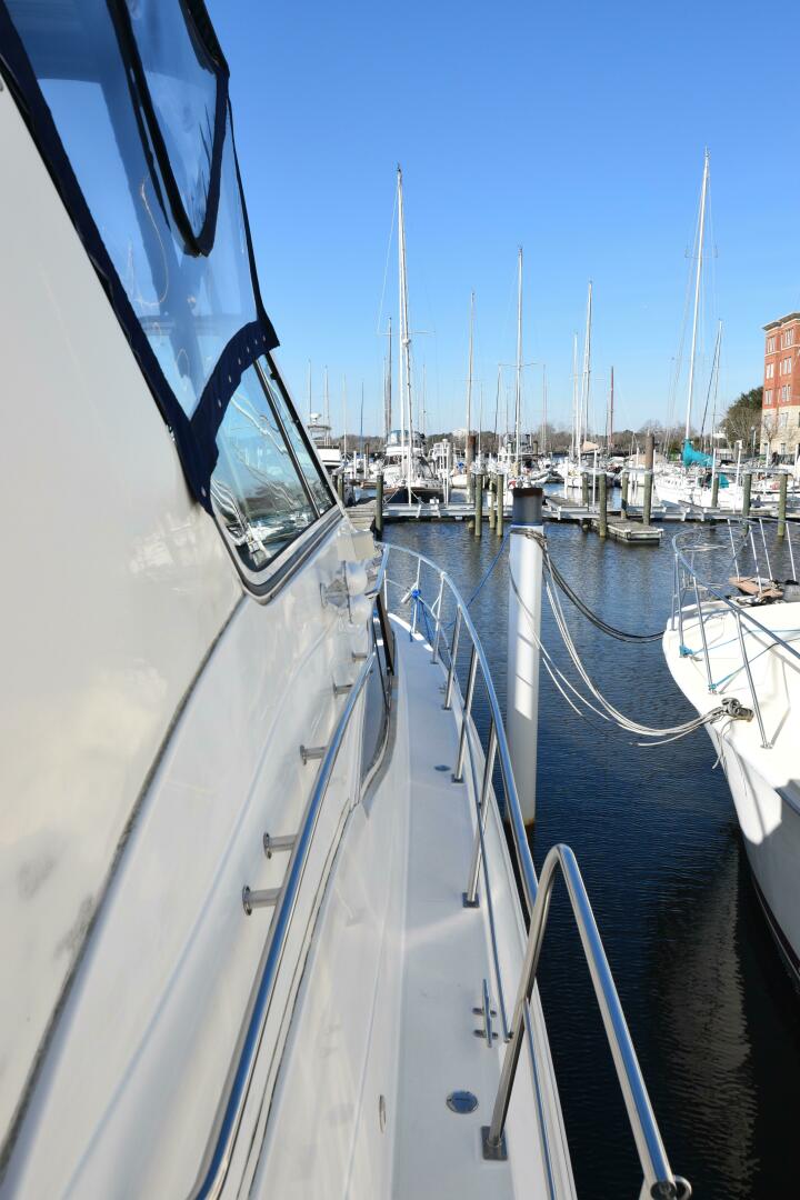 Slide: The Image of Cruisers 4450 Express Cruiser 2000 - 5044868