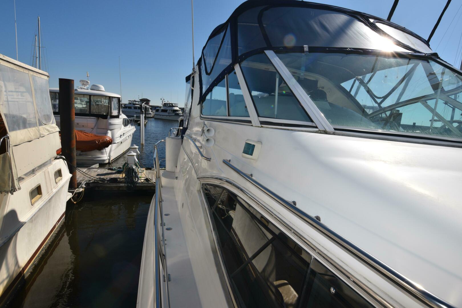 Slide: The Image of Cruisers 4450 Express Cruiser 2000 - 5044874