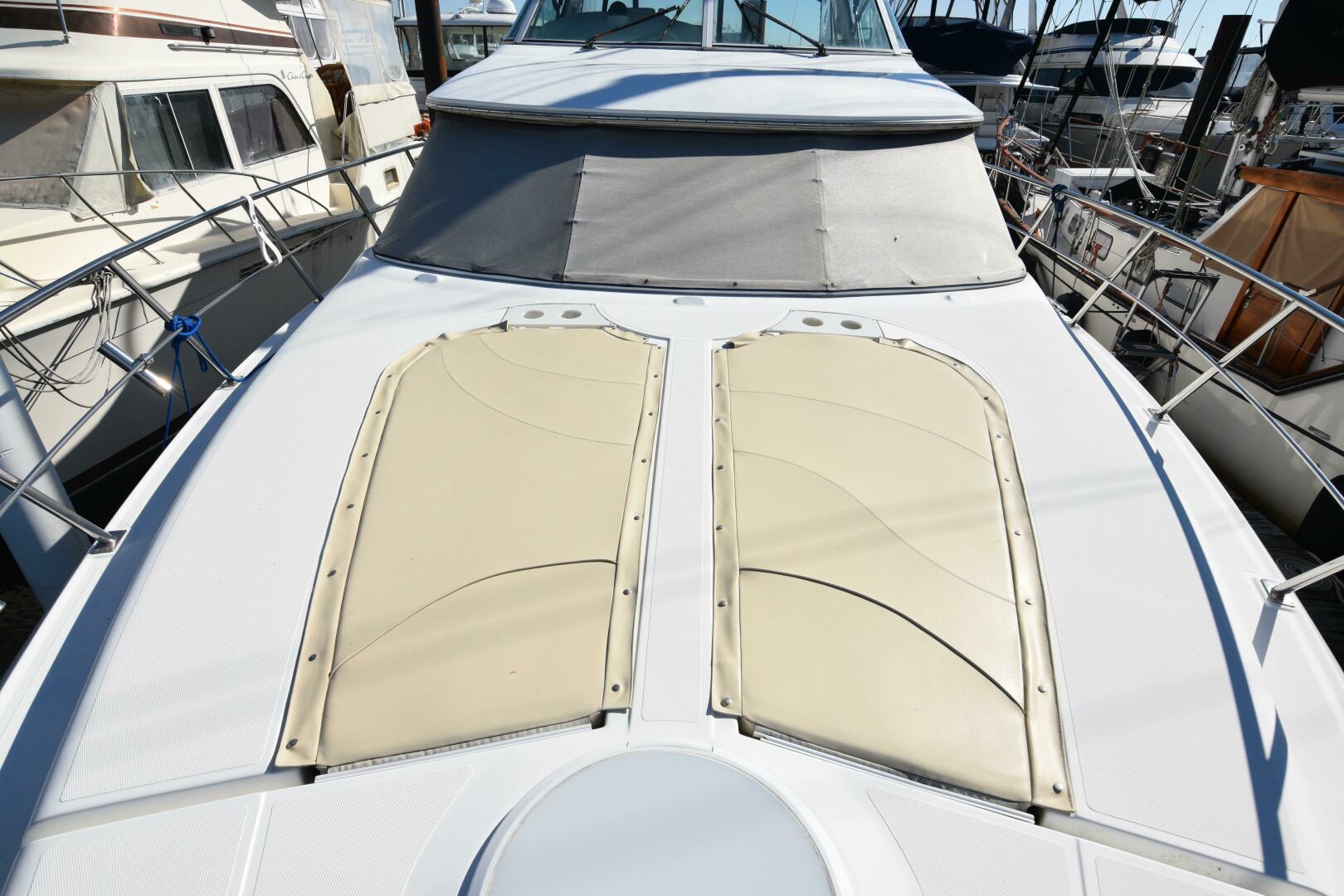 Slide: The Image of Cruisers 4450 Express Cruiser 2000 - 5044879