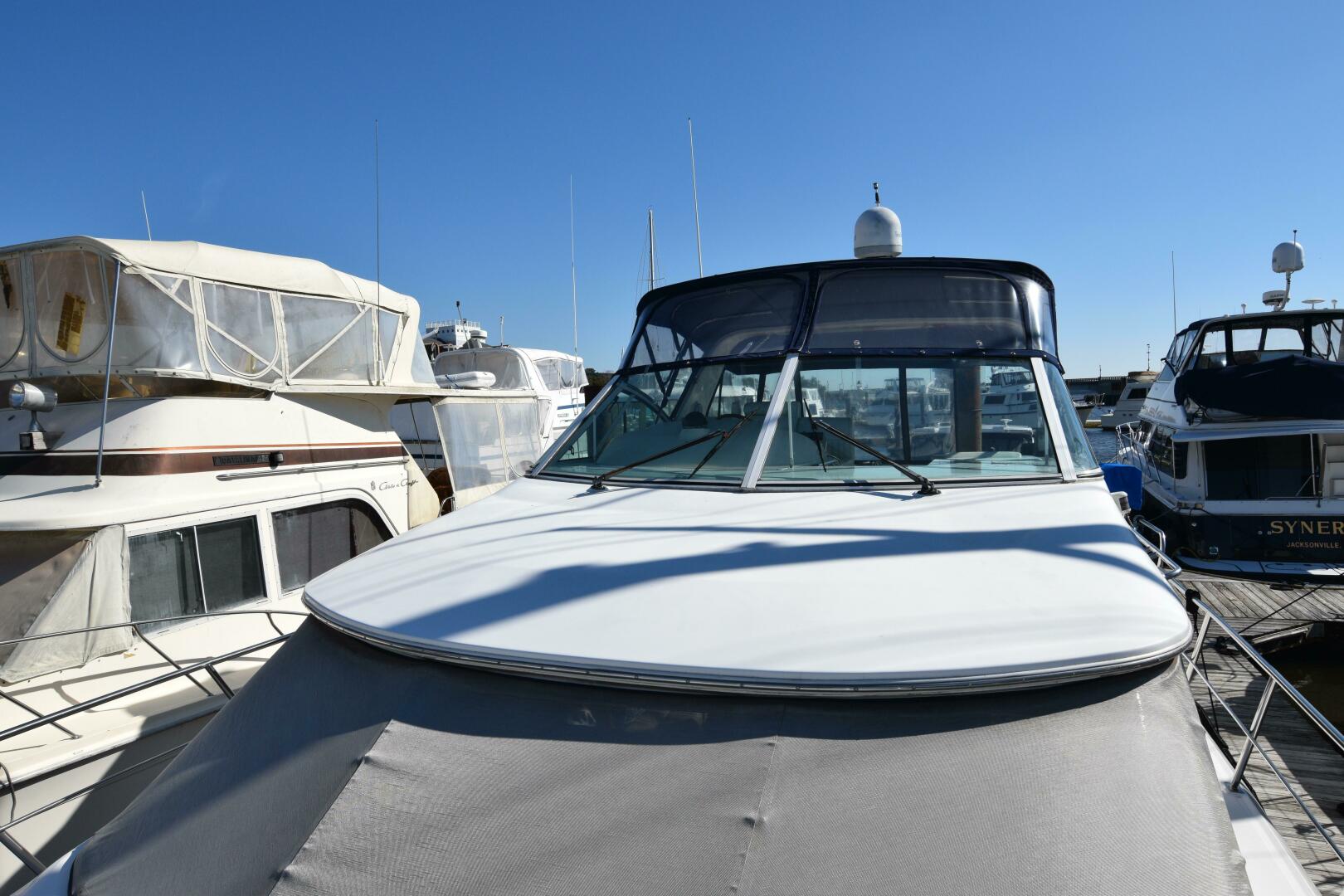 Slide: The Image of Cruisers 4450 Express Cruiser 2000 - 5044880