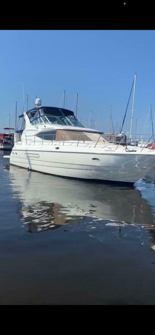 Slide: The Image of Cruisers 4450 Express Cruiser 2000 - 5044890
