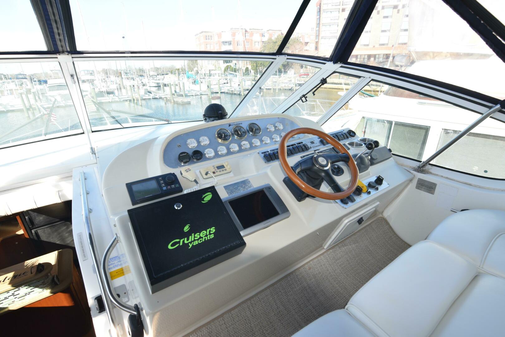 Slide: The Image of Cruisers 4450 Express Cruiser 2000 - 5044771